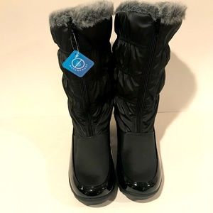 G.H. Bass and Co. Bass-Perri Boots